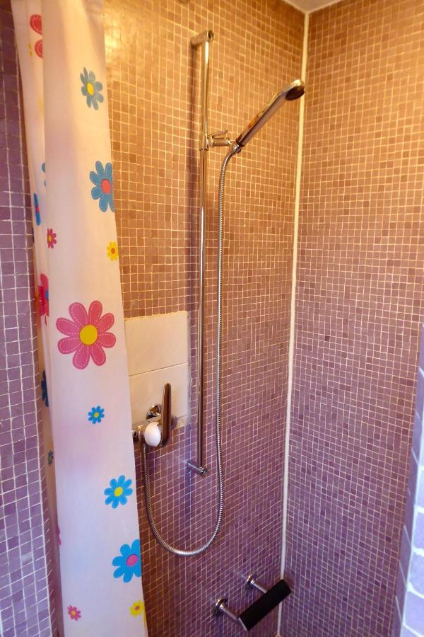 Guntli'S Family Guesthouse Andelfingen Εξωτερικό φωτογραφία